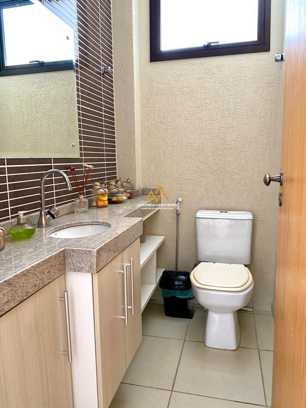 Apartamento à venda, 4 quartos e 4 vagas com 252m² Itaipu Niteroi -RJ - por R$1.499.000,00  Niterói - 