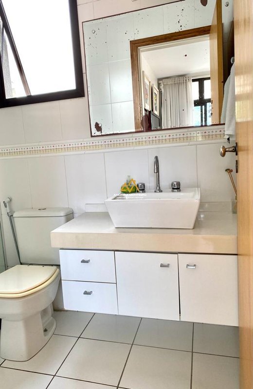 Apartamento à venda, 4 quartos e 4 vagas com 252m² Itaipu Niteroi -RJ - por R$1.499.000,00  Niterói - 