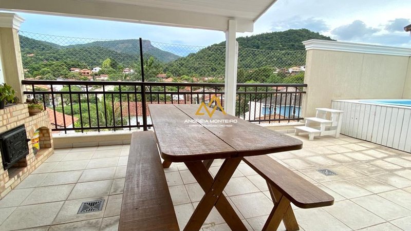 Apartamento à venda, 4 quartos e 4 vagas com 252m² Itaipu Niteroi -RJ - por R$1.499.000,00  Niterói - 