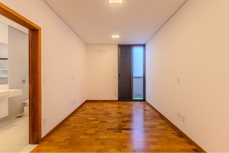 Casa térrea à venda, 190m - 3 suítes - R$ 1.860.000 - Residencial Mont Blanc - Sorocaba SP Rua Agnelo Gogolla Sorocaba - 