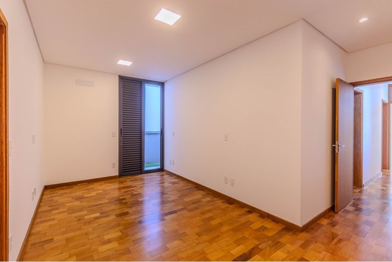 Casa térrea à venda, 190m - 3 suítes - R$ 1.860.000 - Residencial Mont Blanc - Sorocaba SP Rua Agnelo Gogolla Sorocaba - 