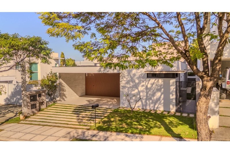 Casa térrea à venda, 190m - 3 suítes - R$ 1.860.000 - Residencial Mont Blanc - Sorocaba SP Rua Agnelo Gogolla Sorocaba - 