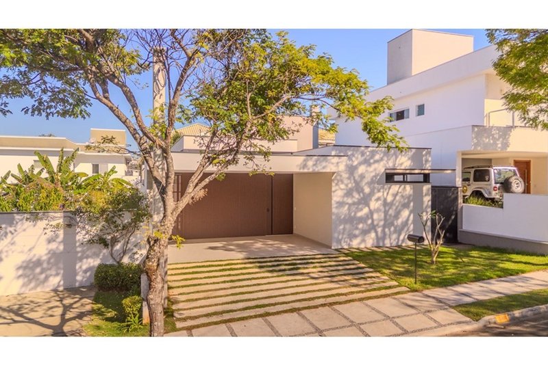 Casa térrea à venda, 190m - 3 suítes - R$ 1.860.000 - Residencial Mont Blanc - Sorocaba SP Rua Agnelo Gogolla Sorocaba - 