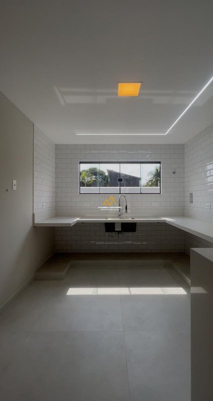 Casa com 3 dormitórios à venda, 170 m² - Alphaville1 - por R$1.300.000,00 - Inoã- Maricá Rodovia Ernani Do Amaral Peixoto, Nº S/N - Km 15.5 Maricá - 