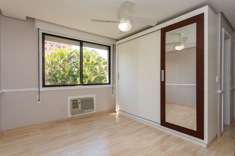 R$ 880.000 - ÓTIMO APARTAMENTO - 88M2 - 2 DORM - SUÍTE - 1 VAGA - INFRA COMPLETA Rua Doutor Barbosa Gonçalves Porto Alegre - 