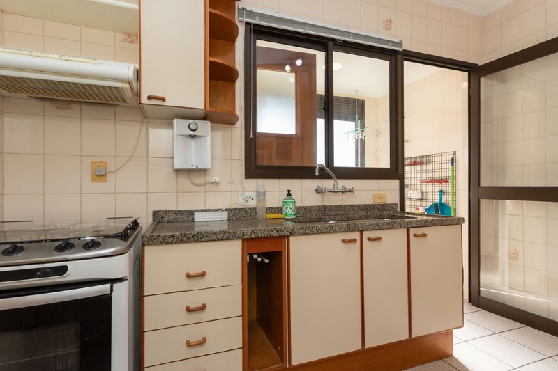 R$ 880.000 - ÓTIMO APARTAMENTO - 88M2 - 2 DORM - SUÍTE - 1 VAGA - INFRA COMPLETA Rua Doutor Barbosa Gonçalves Porto Alegre - 