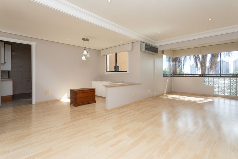 R$ 880.000 - ÓTIMO APARTAMENTO - 88M2 - 2 DORM - SUÍTE - 1 VAGA - INFRA COMPLETA Rua Doutor Barbosa Gonçalves Porto Alegre - 