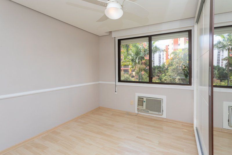 R$ 880.000 - ÓTIMO APARTAMENTO - 88M2 - 2 DORM - SUÍTE - 1 VAGA - INFRA COMPLETA Rua Doutor Barbosa Gonçalves Porto Alegre - 