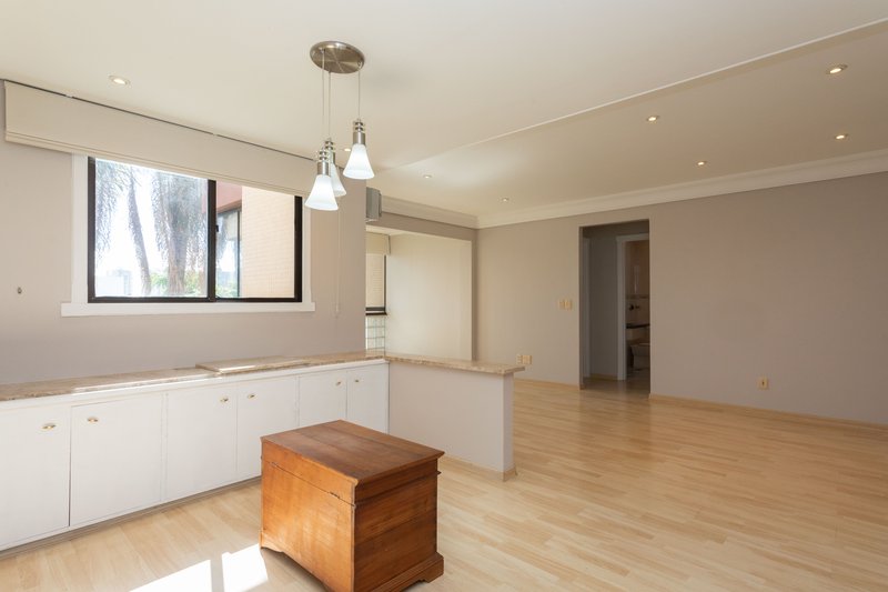 R$ 880.000 - ÓTIMO APARTAMENTO - 88M2 - 2 DORM - SUÍTE - 1 VAGA - INFRA COMPLETA Rua Doutor Barbosa Gonçalves Porto Alegre - 