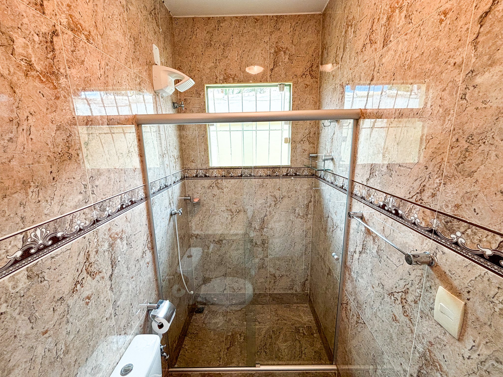 Casa à venda com 4 quartos, 327m² - Foto 24