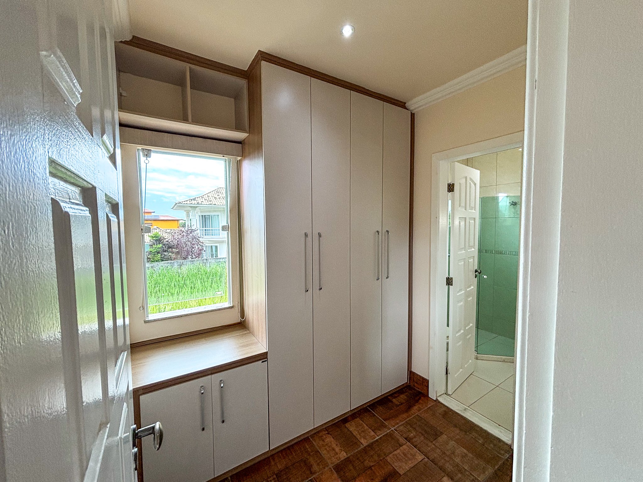 Casa à venda com 4 quartos, 327m² - Foto 42