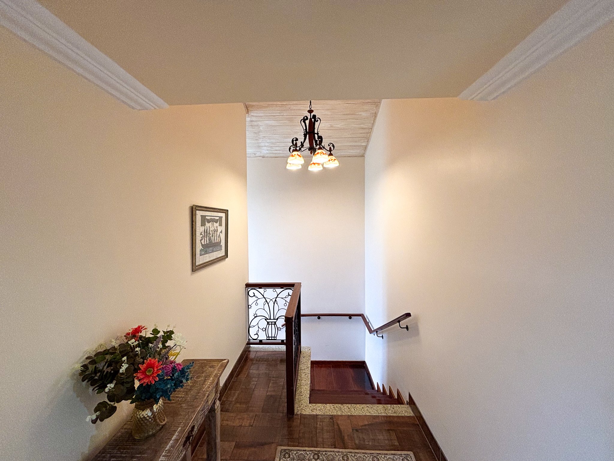 Casa à venda com 4 quartos, 327m² - Foto 32
