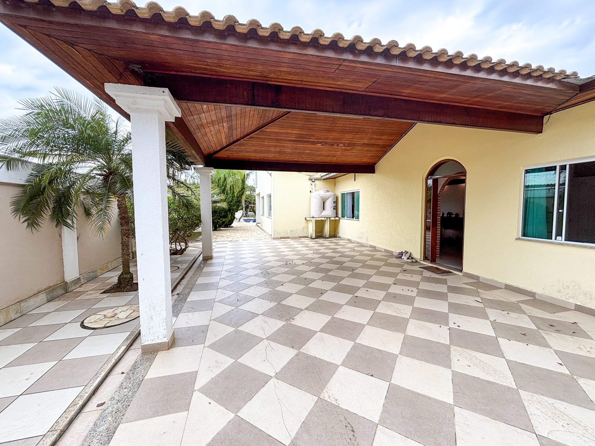 Casa à venda com 4 quartos, 327m² - Foto 50