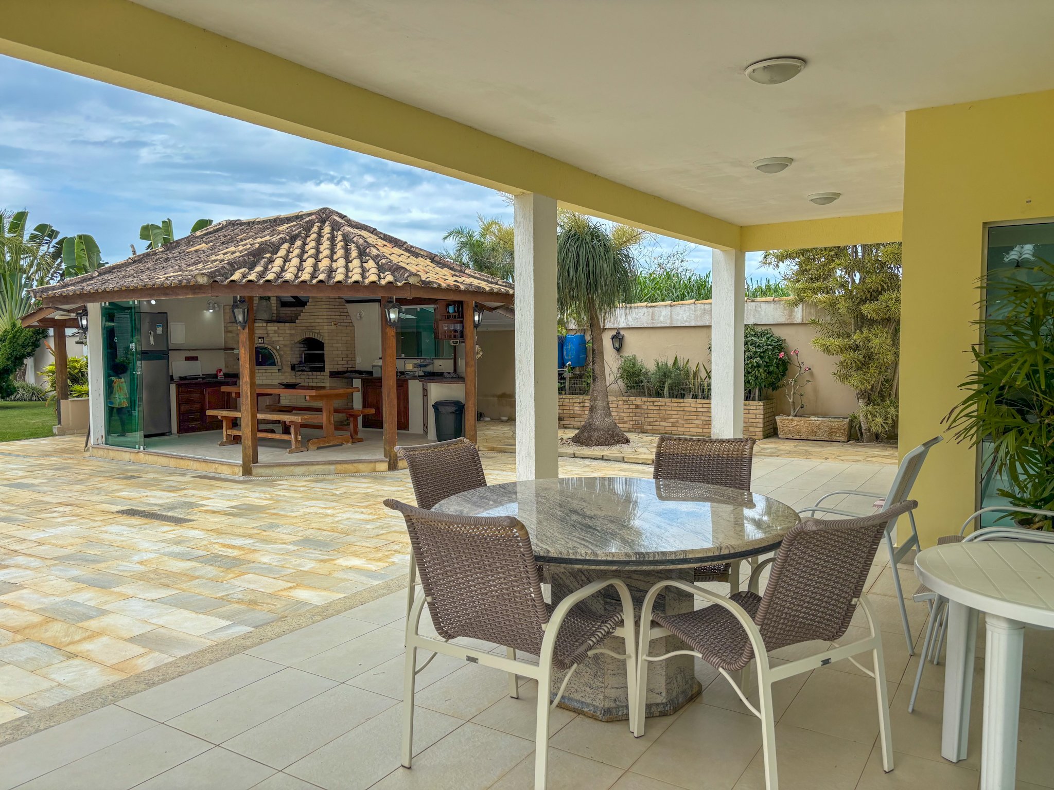 Casa à venda com 4 quartos, 327m² - Foto 55