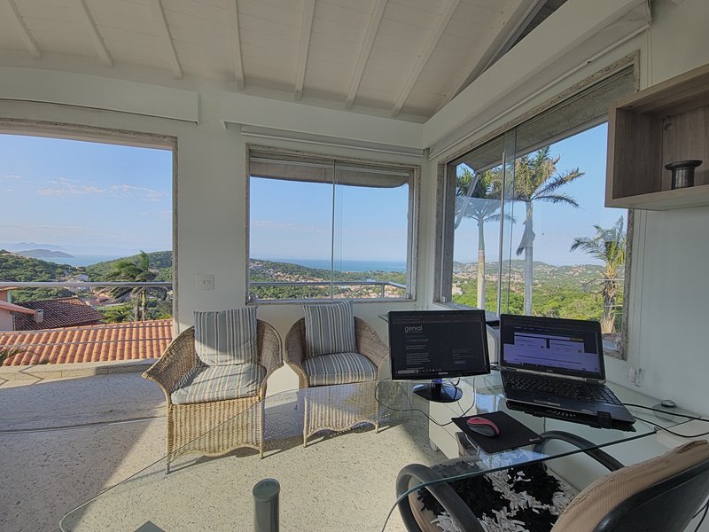 Casa Vista Panorâmica – Alto de Búzios/RJ Rua Élson da Assunção Gonçalves Armação dos Búzios - 