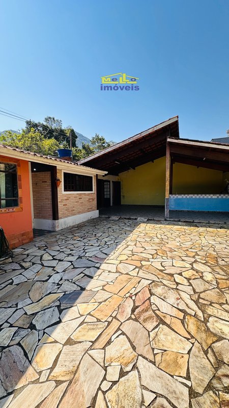 Casa em meio a natureza em Boiçucanga litoral norte Estrada Beira Rio São Sebastião - 