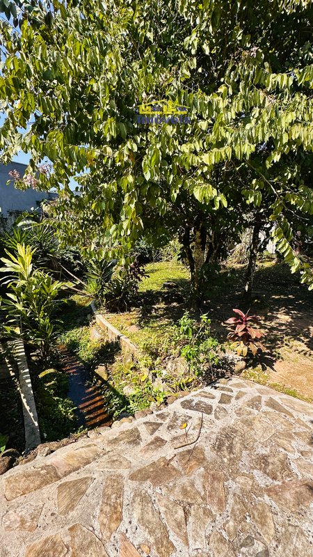 Casa em meio a natureza em Boiçucanga litoral norte Estrada Beira Rio São Sebastião - 