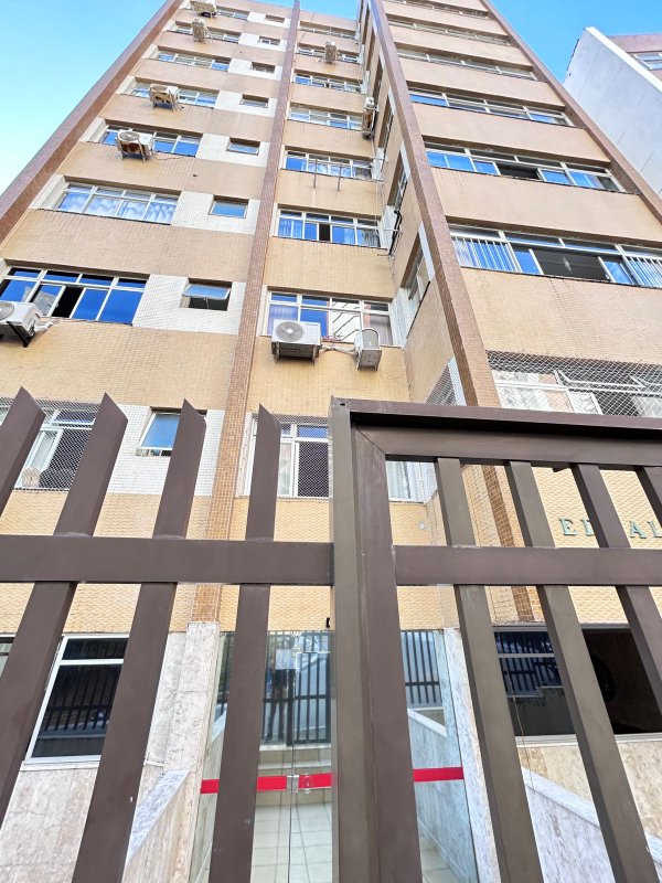 APARTAMENTO NASCENTE 3 QUARTOS SUÍTE GARAGEM À VENDA NO MORRO DO GATO BARRA! Rua Guadalajara Morro do Gato Salvador - 