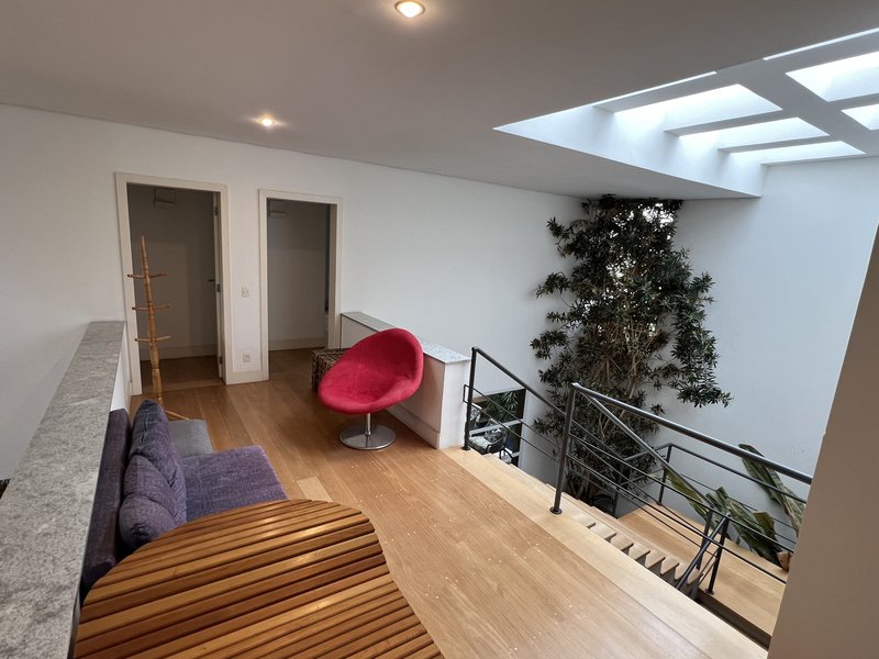 CASA A VENDA – LINDA – 402m2 – SOLAR - LUXO COM CUSTO-BENEFÍCIO Rua Aziz Nader São Paulo - 