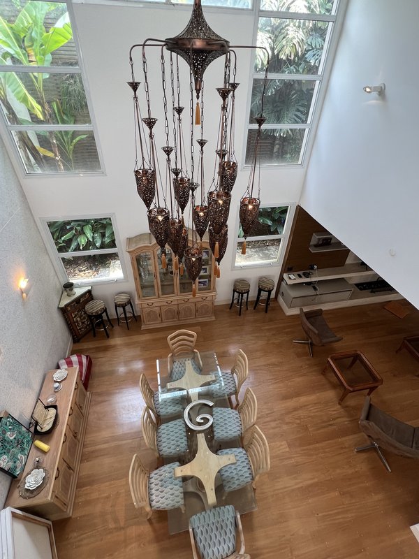 CASA A VENDA – LINDA – 402m2 – SOLAR - LUXO COM CUSTO-BENEFÍCIO Rua Aziz Nader São Paulo - 
