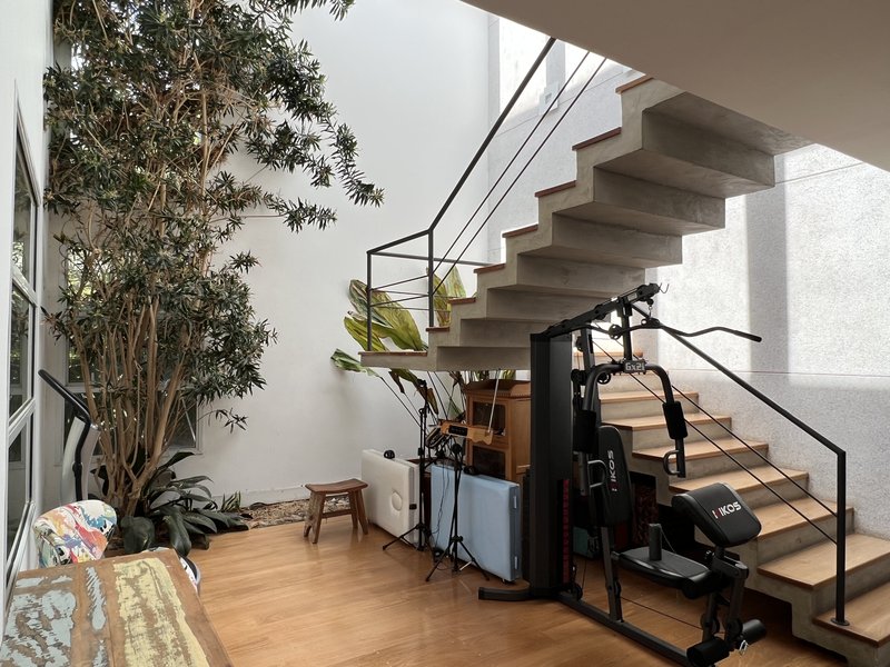 CASA A VENDA – LINDA – 402m2 – SOLAR - LUXO COM CUSTO-BENEFÍCIO Rua Aziz Nader São Paulo - 