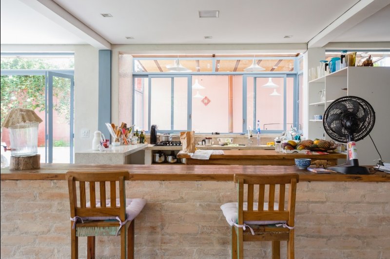 CASA A VENDA – AMPLA ESTILO PROVENÇAL – 600m2 – SOLAR - LUXO COM SUSTENTABILIDADE Avenida Professor Rubens Gomes de Souza São Paulo - 