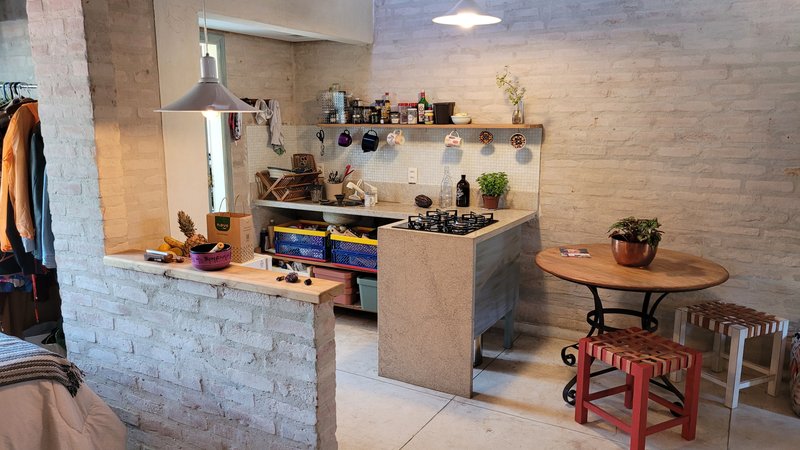 CASA A VENDA – AMPLA ESTILO PROVENÇAL – 600m2 – SOLAR - LUXO COM SUSTENTABILIDADE Avenida Professor Rubens Gomes de Souza São Paulo - 