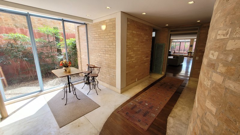 CASA A VENDA – AMPLA ESTILO PROVENÇAL – 600m2 – SOLAR - LUXO COM SUSTENTABILIDADE Avenida Professor Rubens Gomes de Souza São Paulo - 