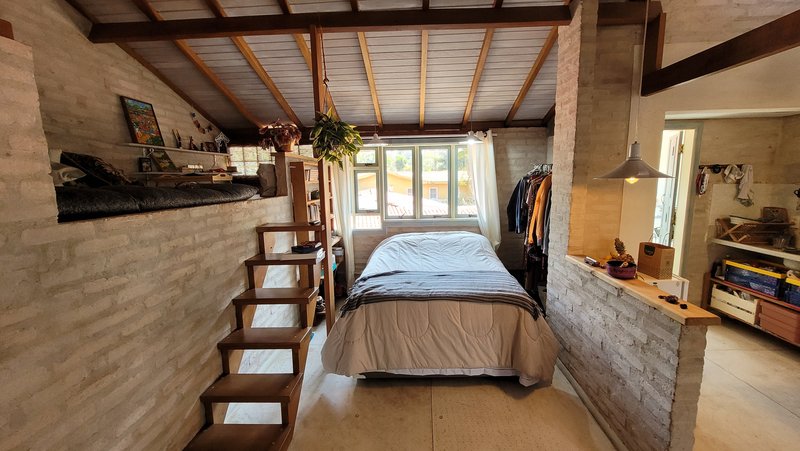 CASA A VENDA – AMPLA ESTILO PROVENÇAL – 600m2 – SOLAR - LUXO COM SUSTENTABILIDADE Avenida Professor Rubens Gomes de Souza São Paulo - 