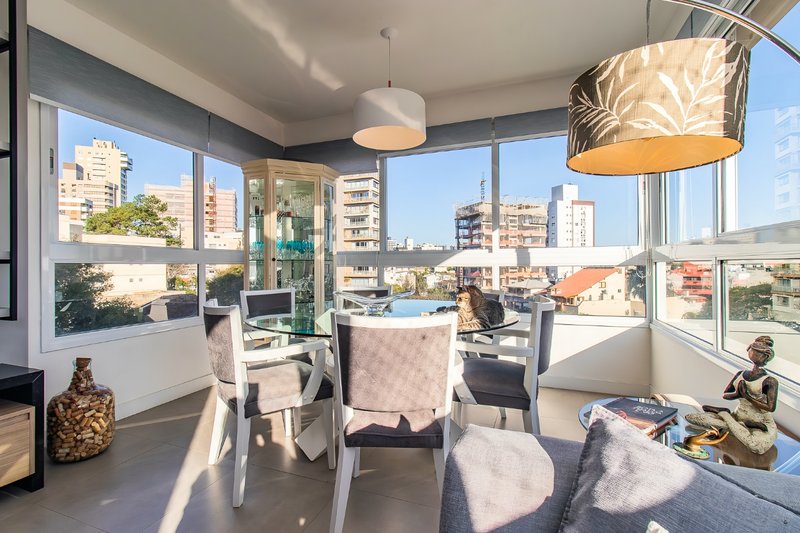 R$ 990.000 - LINDO APARTAMENTO - SEMIMOBILIADO - 80M2 - 2 SUÍTES - VISTA - 2 VAGAS Avenida Lageado Porto Alegre - 
