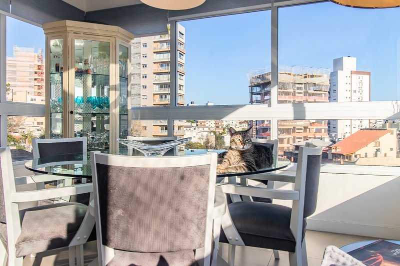 R$ 990.000 - LINDO APARTAMENTO - SEMIMOBILIADO - 80M2 - 2 SUÍTES - VISTA - 2 VAGAS Avenida Lageado Porto Alegre - 
