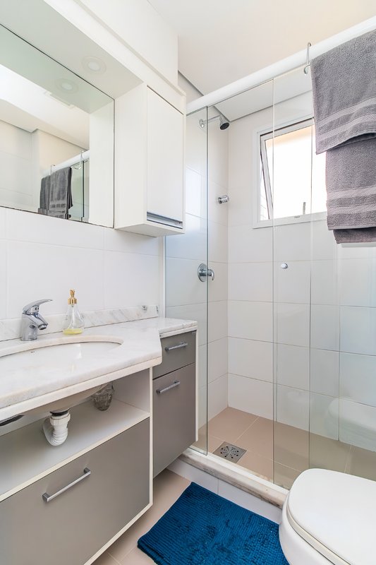 R$ 990.000 - LINDO APARTAMENTO - SEMIMOBILIADO - 80M2 - 2 SUÍTES - VISTA - 2 VAGAS Avenida Lageado Porto Alegre - 