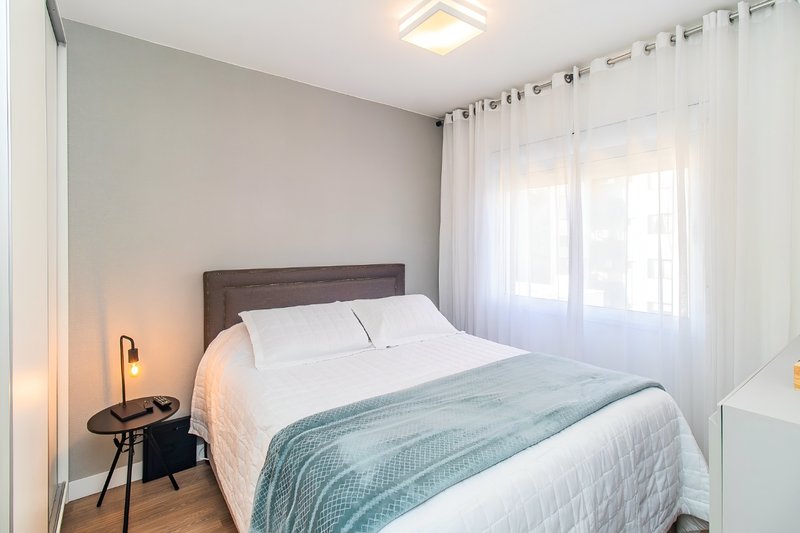 R$ 990.000 - LINDO APARTAMENTO - SEMIMOBILIADO - 80M2 - 2 SUÍTES - VISTA - 2 VAGAS Avenida Lageado Porto Alegre - 