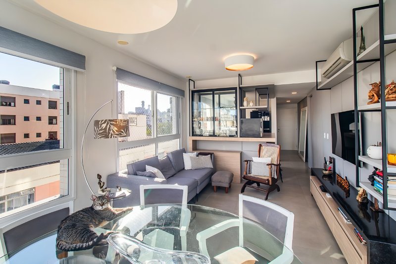R$ 990.000 - LINDO APARTAMENTO - SEMIMOBILIADO - 80M2 - 2 SUÍTES - VISTA - 2 VAGAS Avenida Lageado Porto Alegre - 