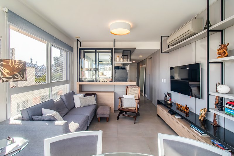 R$ 990.000 - LINDO APARTAMENTO - SEMIMOBILIADO - 80M2 - 2 SUÍTES - VISTA - 2 VAGAS Avenida Lageado Porto Alegre - 