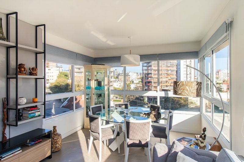 R$ 990.000 - LINDO APARTAMENTO - SEMIMOBILIADO - 80M2 - 2 SUÍTES - VISTA - 2 VAGAS Avenida Lageado Porto Alegre - 