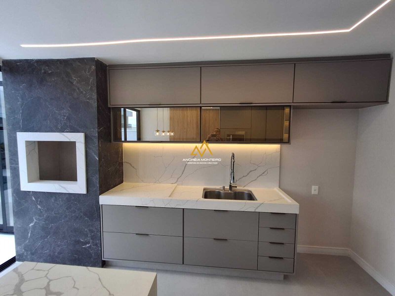 Casa com 3 quartos, 1 Suíte à venda, 186 m² por R$ 1.490.000 - Alphaville 2 - Maricá/RJ Rodovia Ernani Do Amaral Peixoto, Nº S/N - Km 15.5 Maricá - 