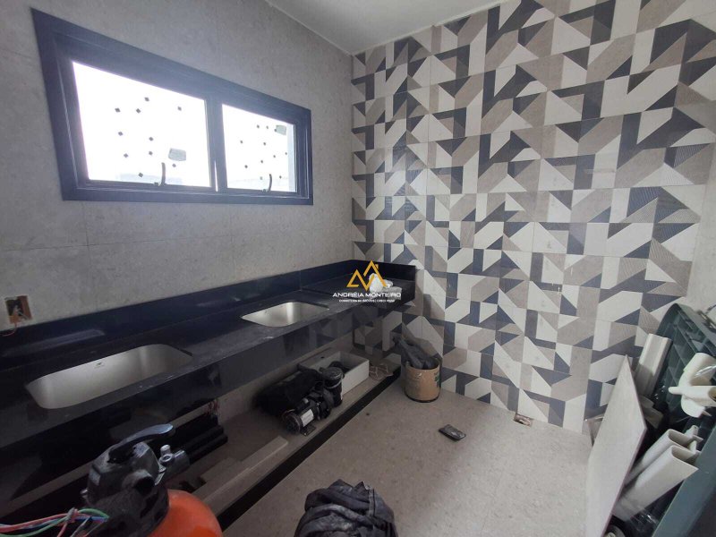 Casa com 3 dormitórios à venda, 256 m² por R$ 1.700.000,00 - Alphaville 2 - Maricá/RJ Rodovia Ernani Do Amaral Peixoto, Nº S/N - Km 15.5 Maricá - 