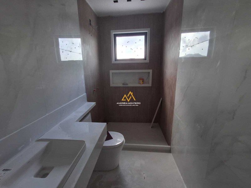 Casa com 3 dormitórios à venda, 256 m² por R$ 1.700.000,00 - Alphaville 2 - Maricá/RJ Rodovia Ernani Do Amaral Peixoto, Nº S/N - Km 15.5 Maricá - 