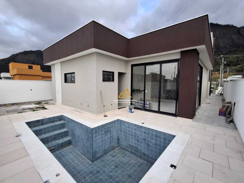 Casa com 3 dormitórios à venda, 256 m² por R$ 1.700.000,00 - Alphaville 2 - Maricá/RJ Rodovia Ernani Do Amaral Peixoto, Nº S/N - Km 15.5 Maricá - 