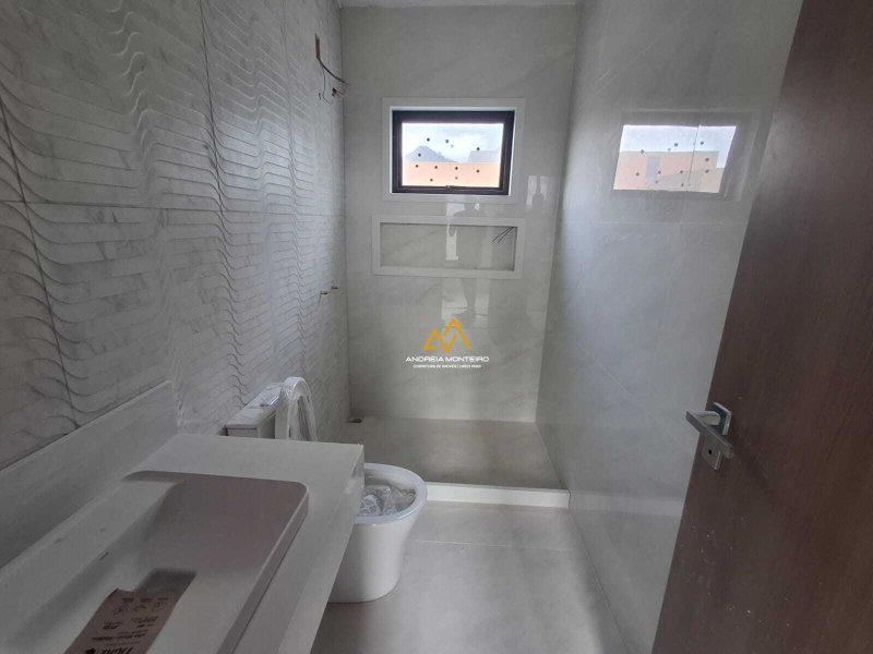 Casa com 3 dormitórios à venda, 256 m² por R$ 1.700.000,00 - Alphaville 2 - Maricá/RJ Rodovia Ernani Do Amaral Peixoto, Nº S/N - Km 15.5 Maricá - 