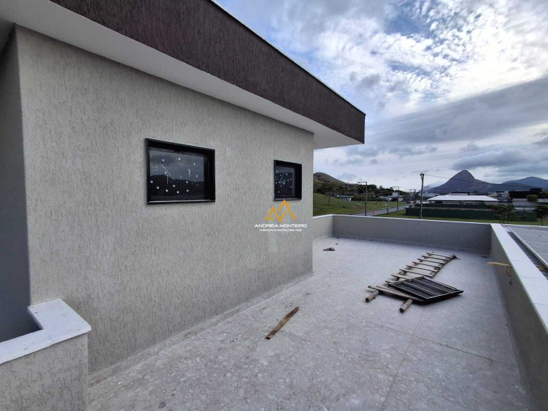 Casa com 3 dormitórios à venda, 256 m² por R$ 1.700.000,00 - Alphaville 2 - Maricá/RJ Rodovia Ernani Do Amaral Peixoto, Nº S/N - Km 15.5 Maricá - 