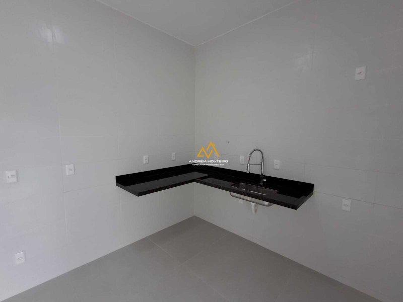 Casa com 3 dormitórios à venda, 130,m² por R$ 640.000 -Cond. Dom Village- Ubatiba - Maricá Rodovia. Vereador Oldemar Guedes Figueiredo Maricá - 