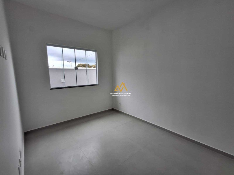 Casa com 3 dormitórios à venda, 130,m² por R$ 640.000 -Cond. Dom Village- Ubatiba - Maricá Rodovia. Vereador Oldemar Guedes Figueiredo Maricá - 