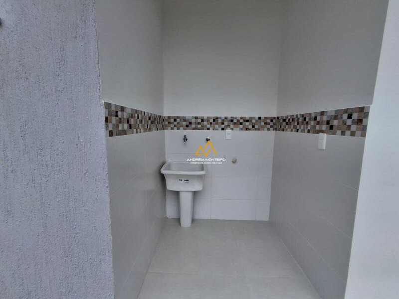 Casa com 3 dormitórios à venda, 130,m² por R$ 640.000 -Cond. Dom Village- Ubatiba - Maricá Rodovia. Vereador Oldemar Guedes Figueiredo Maricá - 