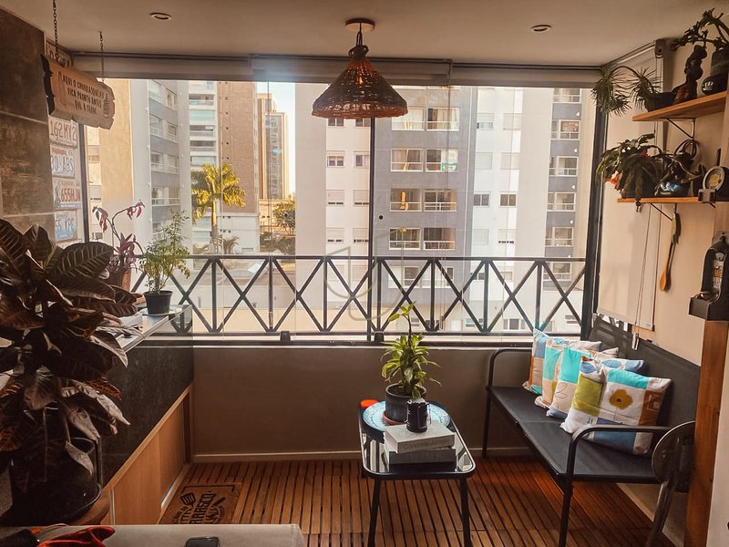 Apartamento com 3 Dormitórios no Condomínio Edifício Place Athenee Rua Benedito Osvaldo Lecques São José dos Campos - 