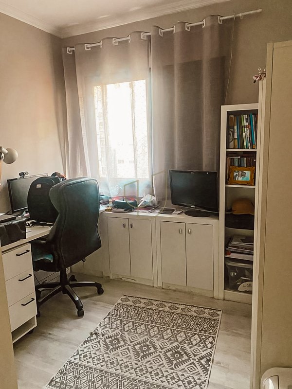 Apartamento com 3 Dormitórios no Condomínio Edifício Place Athenee Rua Benedito Osvaldo Lecques São José dos Campos - 