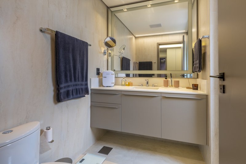Apartamento Mobiliado de Alto Padrão no Coração do Cambuí, Campinas Rua Doutor Antônio Sousa Campos Campinas - 