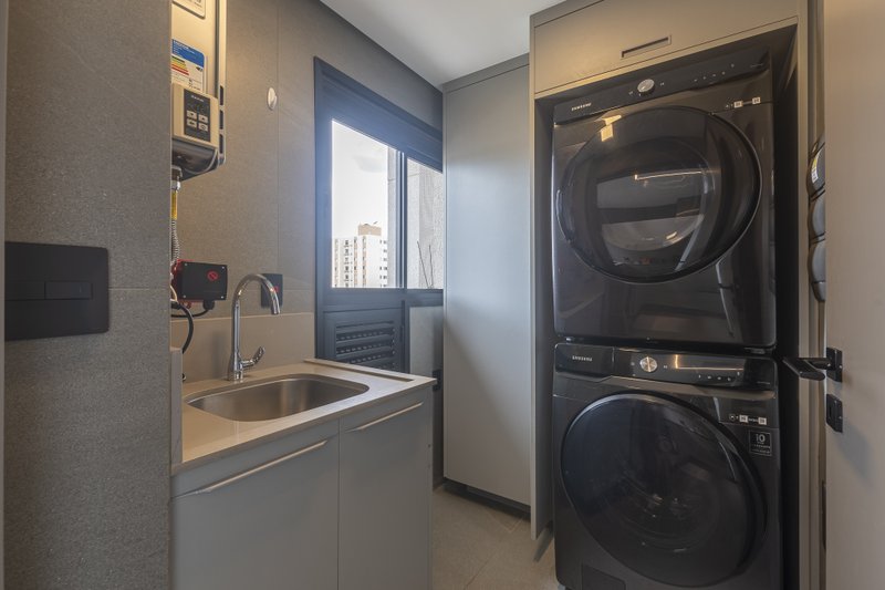 Apartamento Mobiliado de Alto Padrão no Coração do Cambuí, Campinas Rua Doutor Antônio Sousa Campos Campinas - 