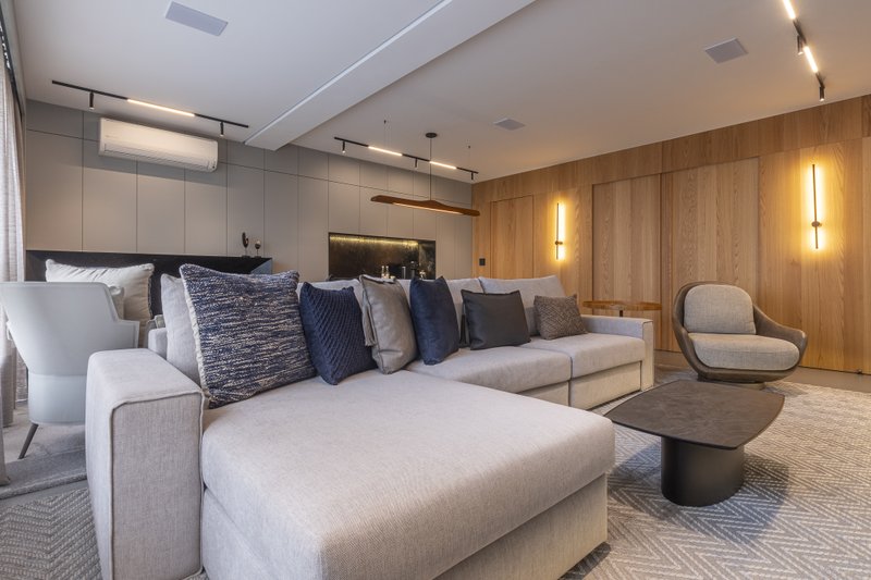 Apartamento Mobiliado de Alto Padrão no Coração do Cambuí, Campinas Rua Doutor Antônio Sousa Campos Campinas - 